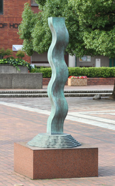 3.WAVING FIGURE / 建畠覚造