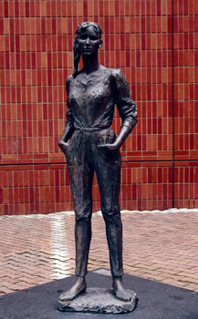 10. JILL / 朝倉響子