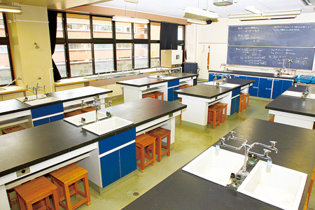 化学実験室