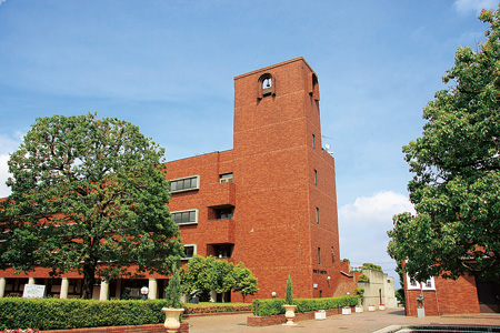 大志館